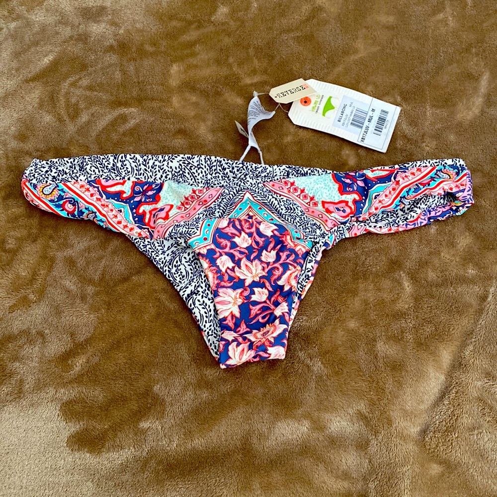 BNWT Billabong Luv Lost Hawaii Lo Cheeky Bottom